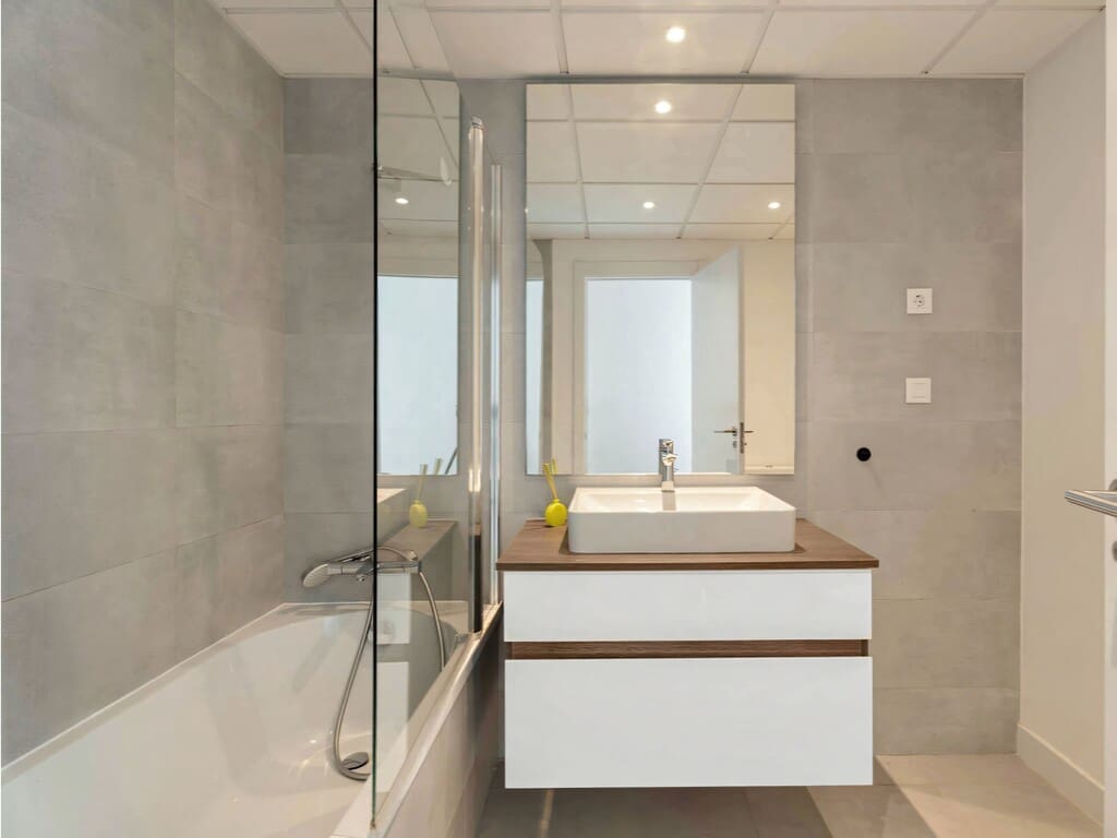 3 bedroom Penthouse for sale in New Golden Mile with pool garage - € 725,000 (Ref: 9721040)