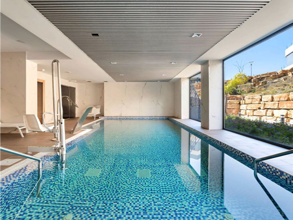 3 bedroom Penthouse for sale in New Golden Mile with pool garage - € 725,000 (Ref: 9721040)