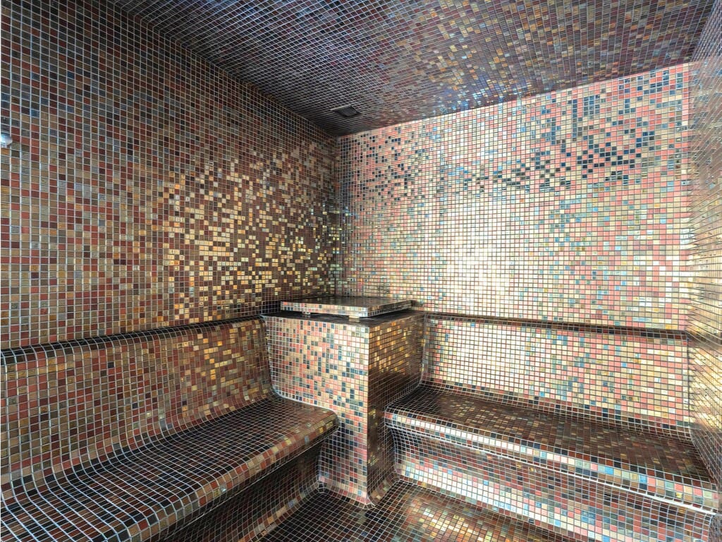 3 bedroom Penthouse for sale in New Golden Mile with pool garage - € 725,000 (Ref: 9721040)