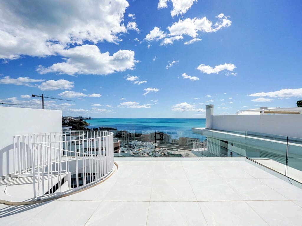 2 sypialnia Penthouse na sprzedaż w Fuengirola z basenem garażem - 775 000 € (Ref: 9726289)