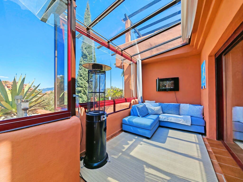 3 makuuhuone Kattohuoneisto myytävänä paikassa La Mairena mukana uima-altaan 
autotalli - 619 000 € (Ref: 9726292)