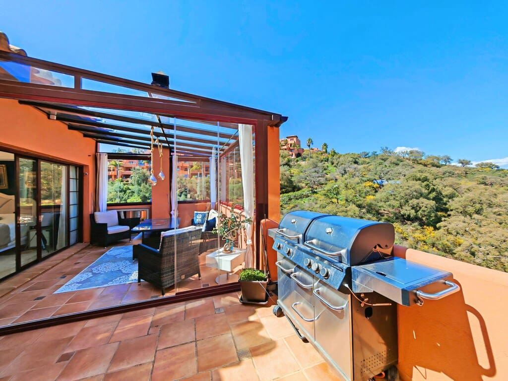 3 makuuhuone Kattohuoneisto myytävänä paikassa La Mairena mukana uima-altaan 
autotalli - 619 000 € (Ref: 9726292)