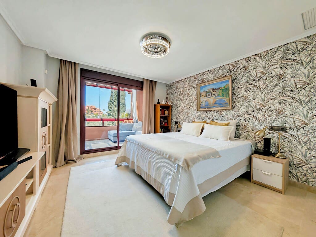 3 makuuhuone Kattohuoneisto myytävänä paikassa La Mairena mukana uima-altaan 
autotalli - 619 000 € (Ref: 9726292)