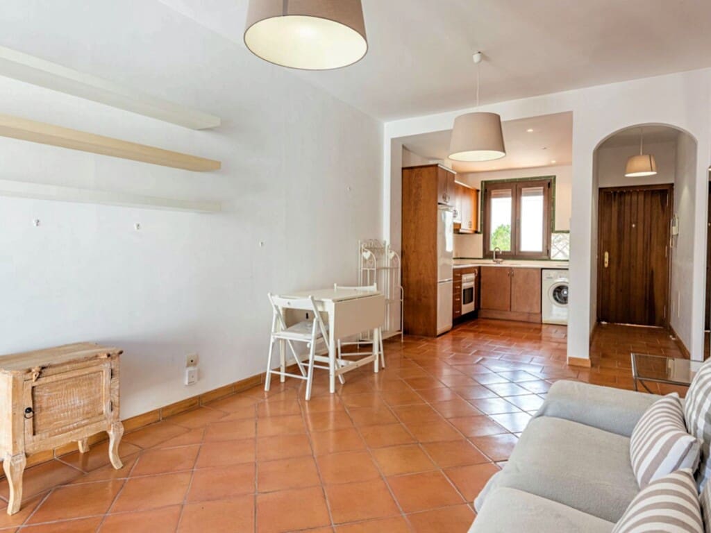 21 sypialnia Apartament na sprzedaż w Benahavis - 220 000 € (Ref: 9730167)