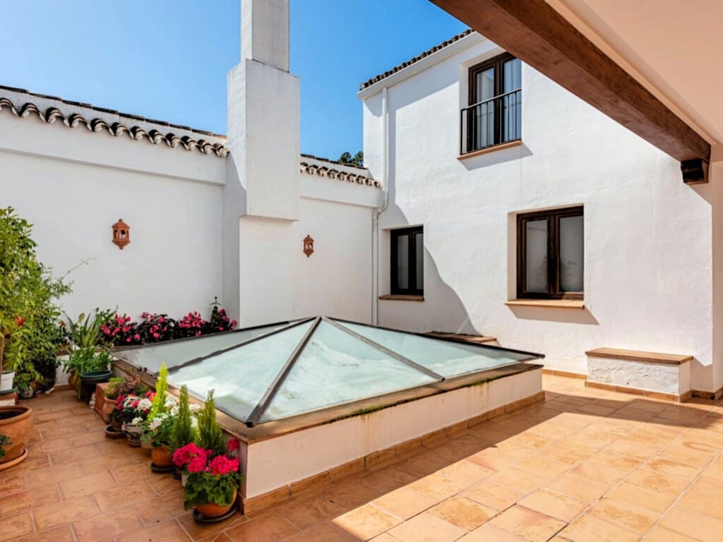 21 sypialnia Apartament na sprzedaż w Benahavis - 220 000 € (Ref: 9730167)