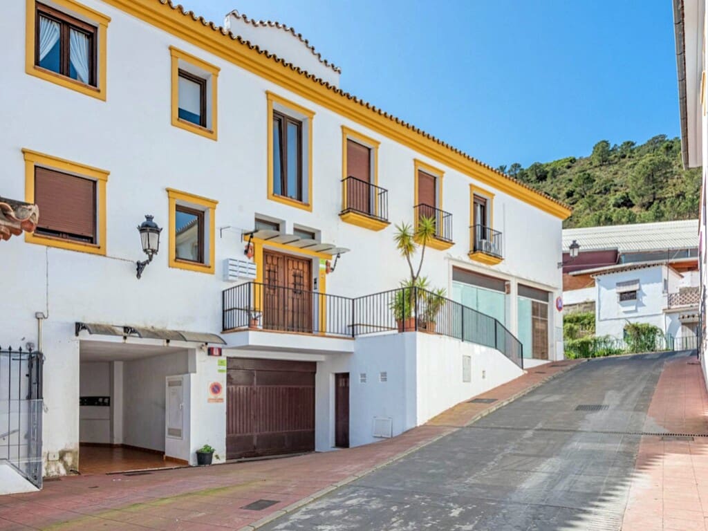 21 sypialnia Apartament na sprzedaż w Benahavis - 220 000 € (Ref: 9730167)