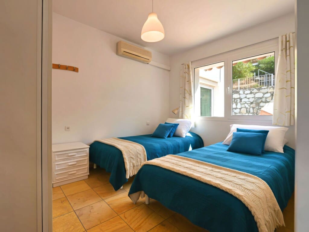 3 bedroom Villa for sale in Mijas Costa with pool garage - € 699,000 (Ref: 9731731)