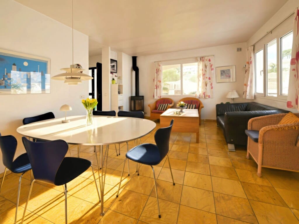 3 bedroom Villa for sale in Mijas Costa with pool garage - € 699,000 (Ref: 9731731)