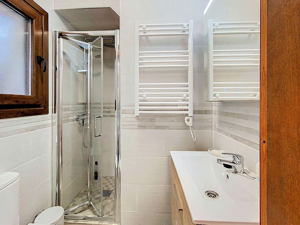 2 sypialnia Dom na sprzedaż w Mijas z basenem - 385 000 € (Ref: 9731734)