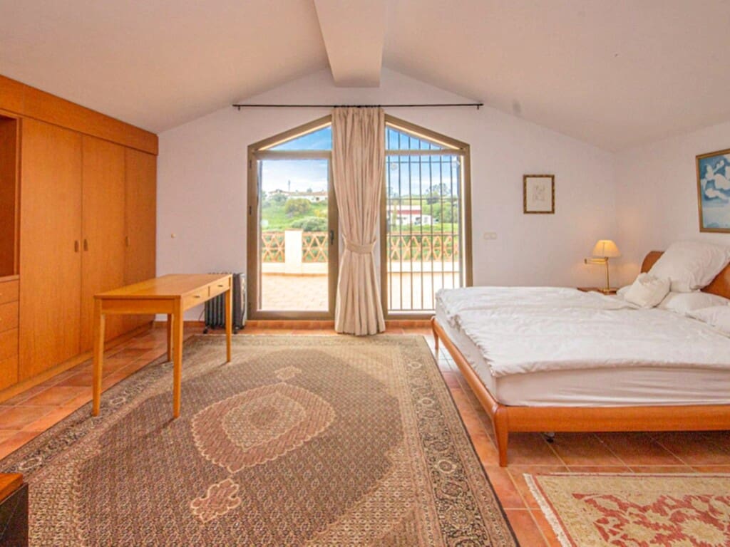 3 bedroom Finca/Country House for sale in Entrerrios - € 895,000 (Ref: 9735257)