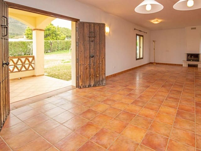 3 slaapkamer Finca/Landhuis te koop in Entrerrios, Mijas - € 895.000 (Ref: 9735257)