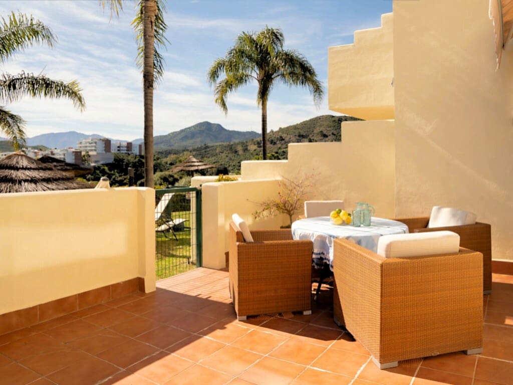 2 soveværelse Lejlighed til salg i Benahavis med swimmingpool garage - € 430.000 (Ref: 9738033)