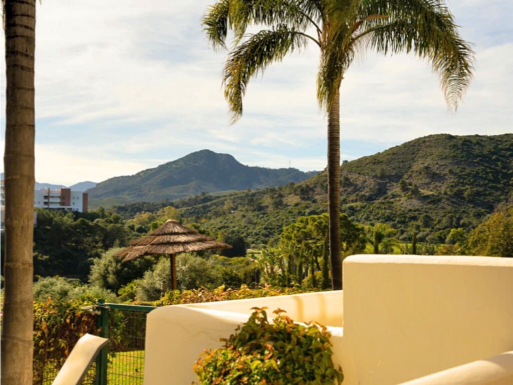 2 soveværelse Lejlighed til salg i Benahavis med swimmingpool garage - € 430.000 (Ref: 9738033)