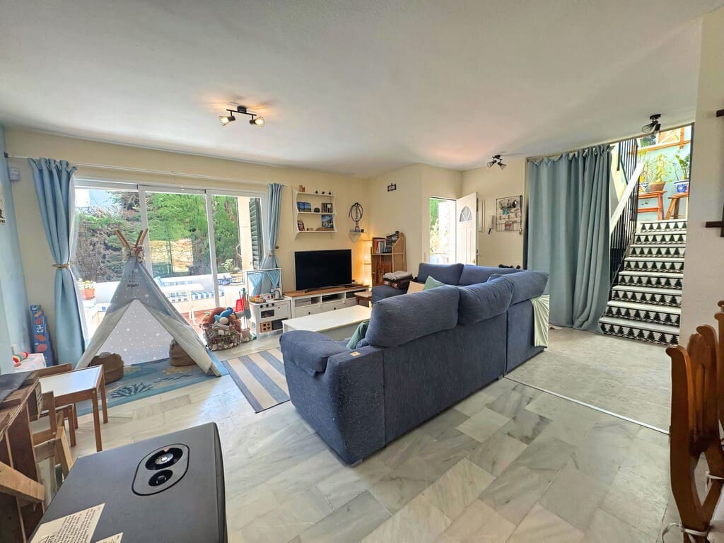 3 bedroom Townhouse for sale in Atalaya-Isdabe with pool garage - € 355,000 (Ref: 9744059)