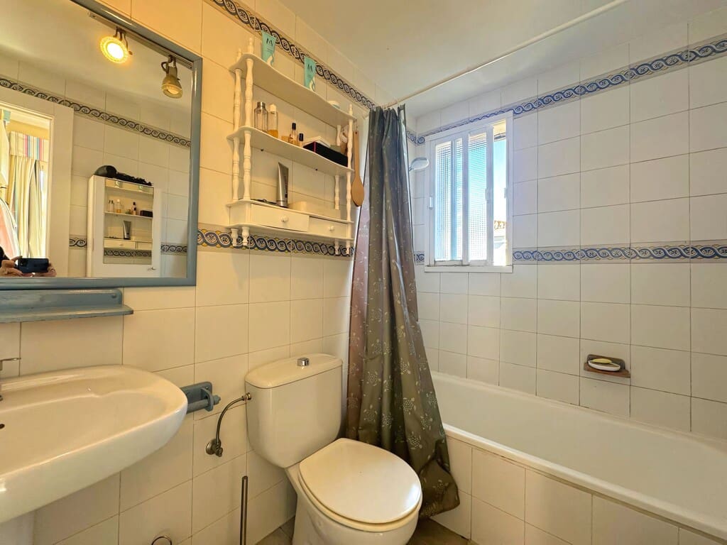 3 bedroom Townhouse for sale in Atalaya-Isdabe with pool garage - € 355,000 (Ref: 9744059)