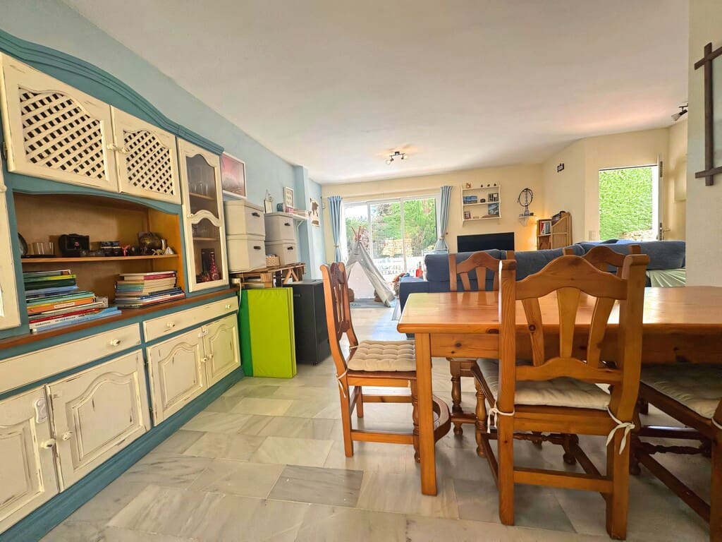 3 bedroom Townhouse for sale in Atalaya-Isdabe with pool garage - € 355,000 (Ref: 9744059)