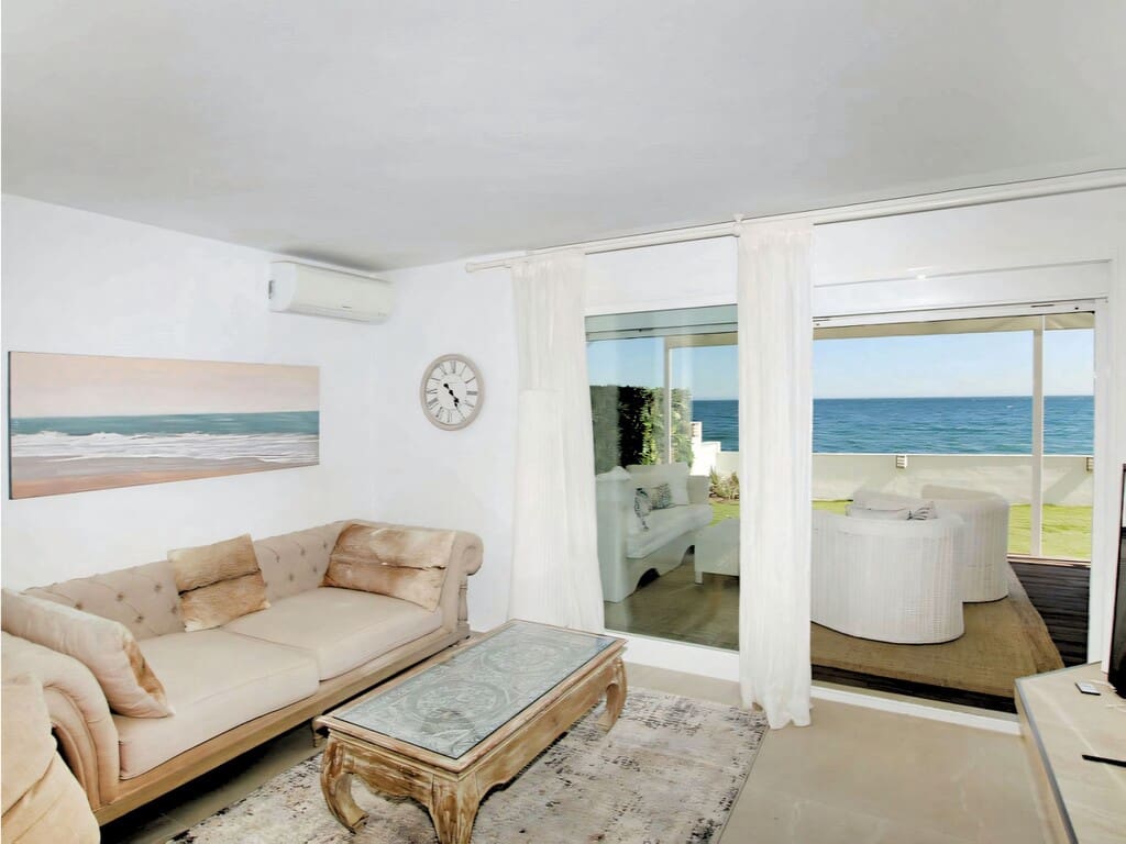 4 soveværelse Lejlighed til salg i Estepona med swimmingpool - € 949.000 (Ref: 9744060)