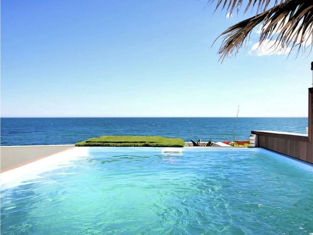 4 soveværelse Lejlighed til salg i Estepona med swimmingpool - € 949.000 (Ref: 9744060)