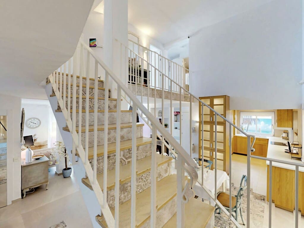 4 soveværelse Lejlighed til salg i Estepona med swimmingpool - € 949.000 (Ref: 9744060)