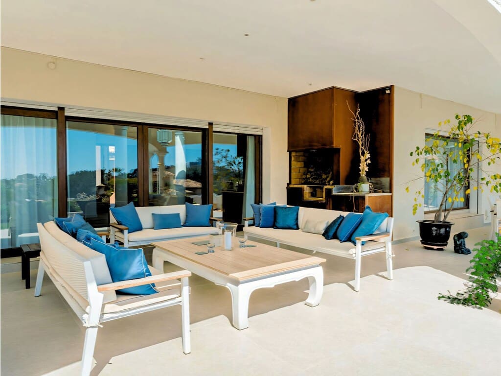 4 soveværelse Villa til salg i Benahavis med swimmingpool garage - € 3.485.000 (Ref: 9745231)