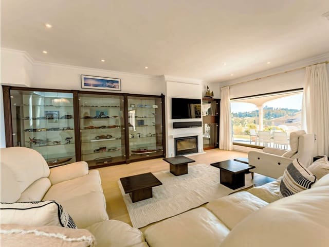 4 soveværelse Villa til salg i Benahavís med swimmingpool garage - € 3.485.000 (Ref: 9745231)