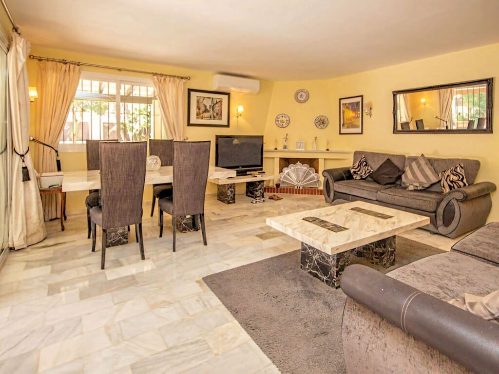 3 chambre Villa/Maison à vendre à Carib Playa avec piscine - 1 150 000 € (Ref: 9745232)