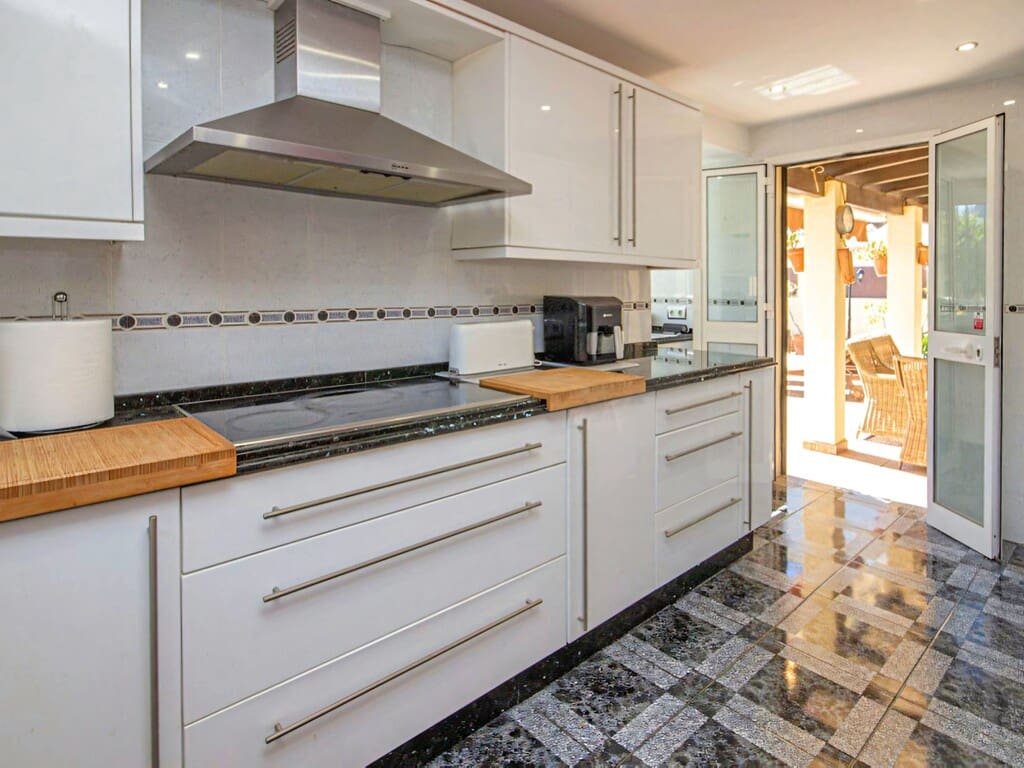 3 chambre Villa/Maison à vendre à Carib Playa avec piscine - 1 150 000 € (Ref: 9745232)