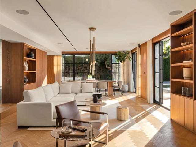 4 bedroom Villa for sale in Nueva Andalucia, Marbella with pool garage - € 4,250,000 (Ref: 9746991)