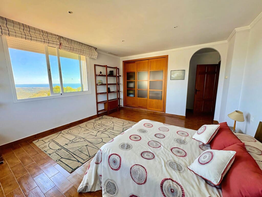 5 quarto Moradia para venda em Estepona com piscina garagem - 2 300 000 € (Ref: 9747709)