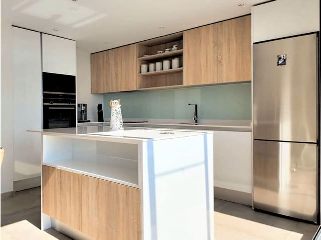 2 chambre Appartement à vendre à Cancelada, Estepona avec piscine garage - 595 000 € (Ref: 9747711)