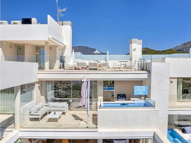 2 camera da letto Attico in vendita in Nueva Andalucia, Marbella con piscina garage - 950.000 € (Rif: 9747712)