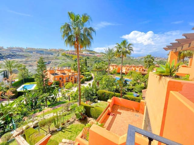 3 makuuhuone Omakotitalo myytävänä paikassa Benahavís mukana uima-altaan 
autotalli - 600 000 € (Ref: 9751681)