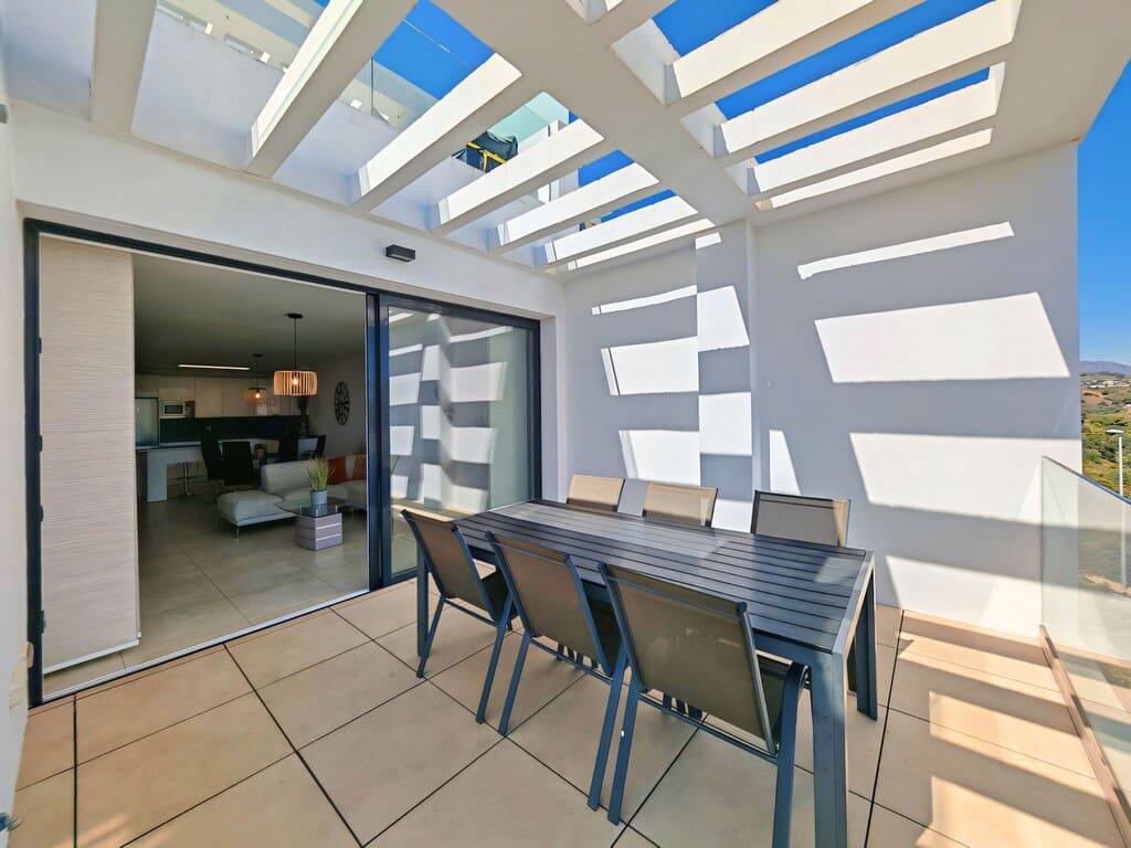 3 soveværelse Lejlighed til salg i La Cala de Mijas med swimmingpool garage - € 590.000 (Ref: 9751682)