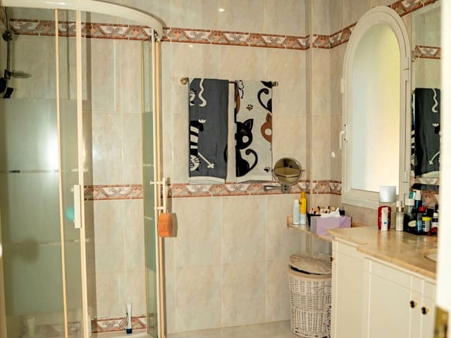 4 soverom Villa til salgs i Elviria, Marbella med svømmebasseng garasje - € 1 600 000 (Ref: 9751683)