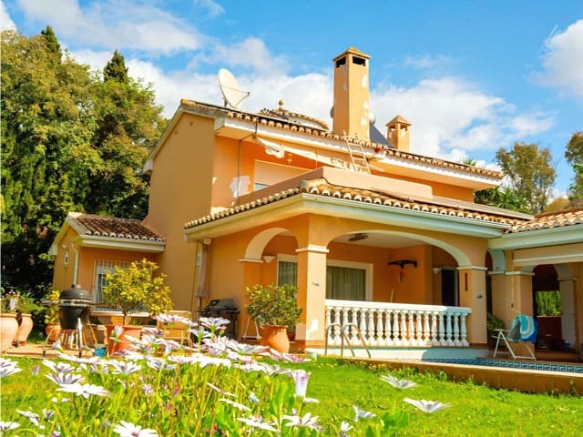 4 soverom Villa til salgs i Elviria, Marbella med svømmebasseng garasje - € 1 600 000 (Ref: 9751683)