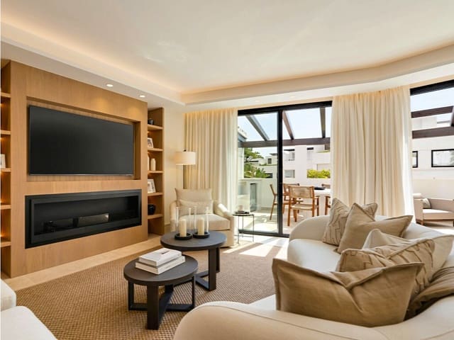 3 Zimmer Apartment zu verkaufen in Golden Mile, Marbella mit Pool Garage - 1.525.000 € (Ref: 9755392)