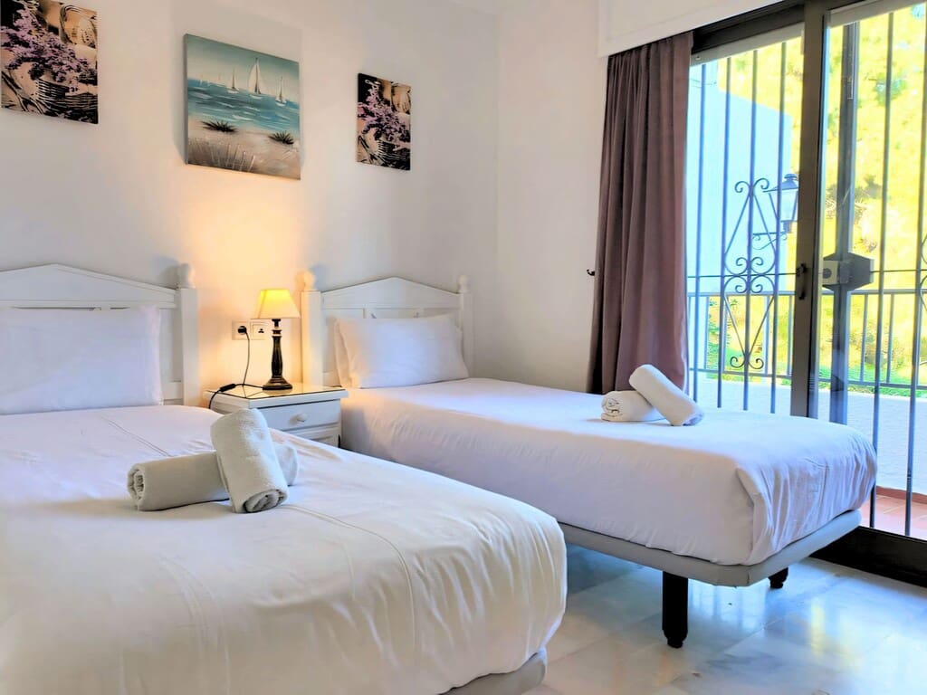 2 soveværelse Lejlighed til salg i Mijas Costa med swimmingpool - € 258.000 (Ref: 9755395)