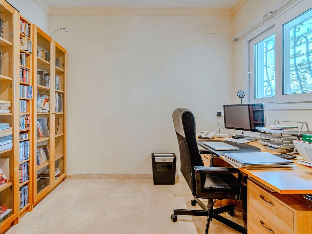 Chalet de 5 habitaciones en El Paraiso en venta con piscina garaje - 2.150.000 € (Ref: 9758593)