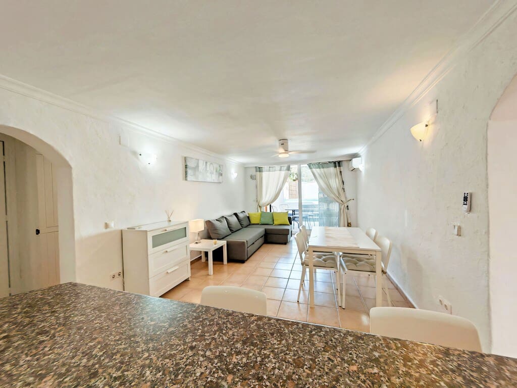 5 chambre Maison de Ville à vendre à Calahonda avec piscine garage - 565 000 € (Ref: 9758595)