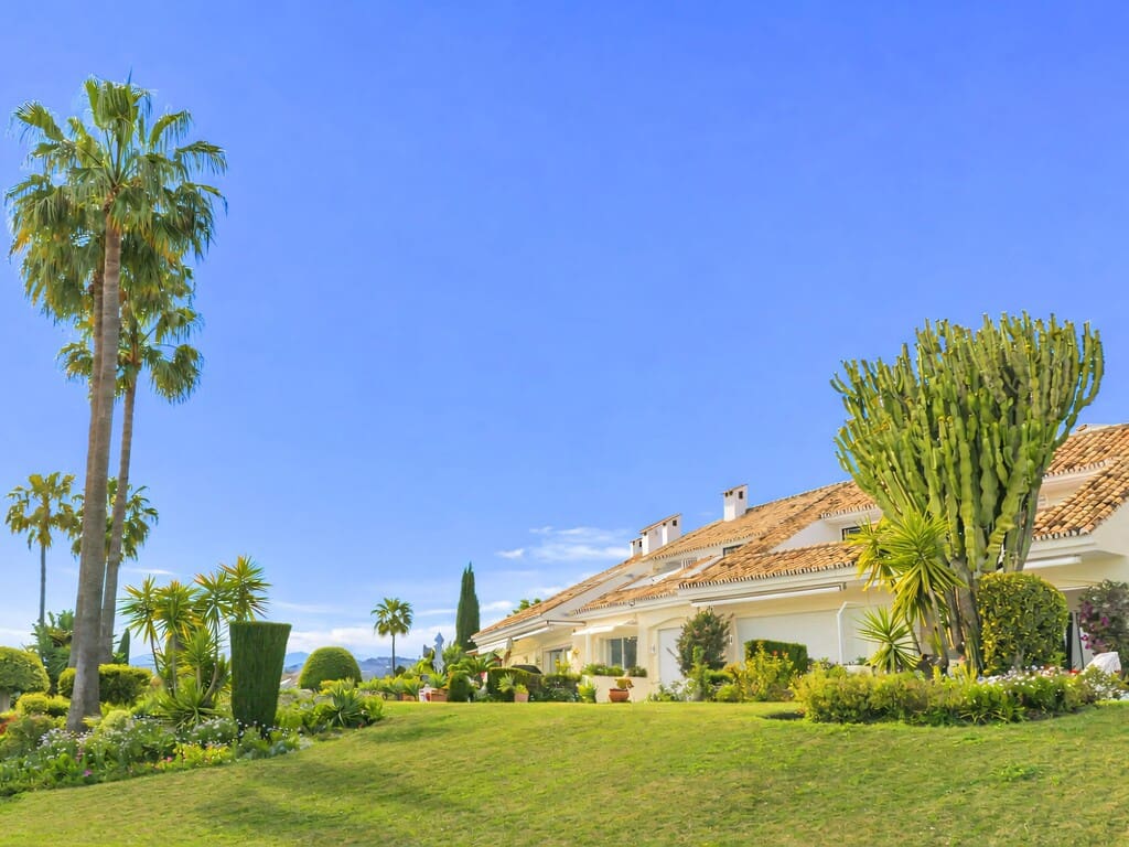 3 sovrum Hus till salu i Nueva Andalucia med pool garage - 1 550 000 € (Ref: 9761748)