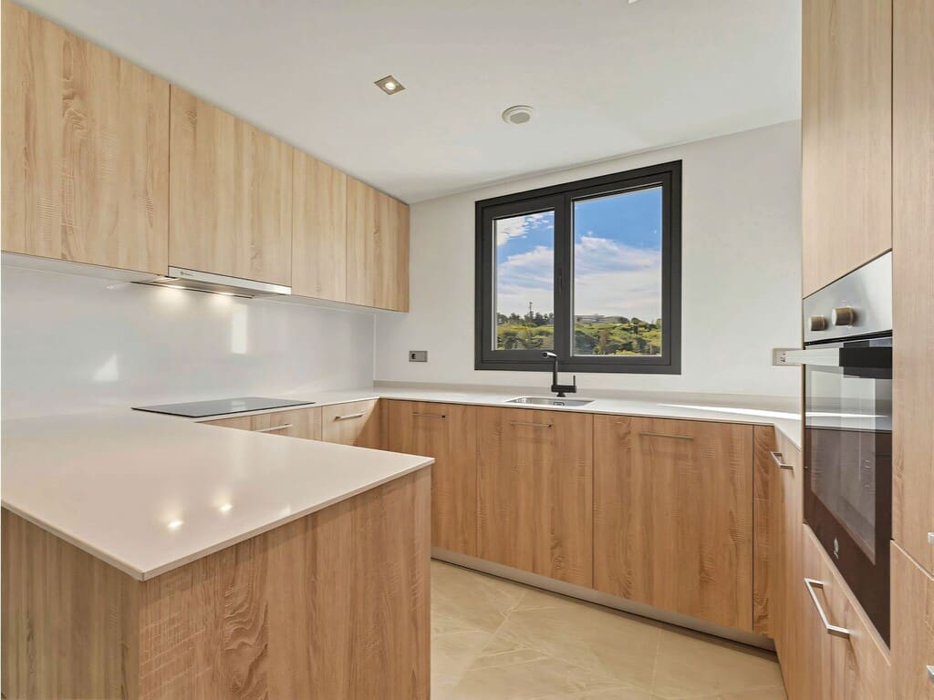 3 soveværelse Lejlighed til salg i Bahia de Casares med swimmingpool garage - € 450.000 (Ref: 9761749)