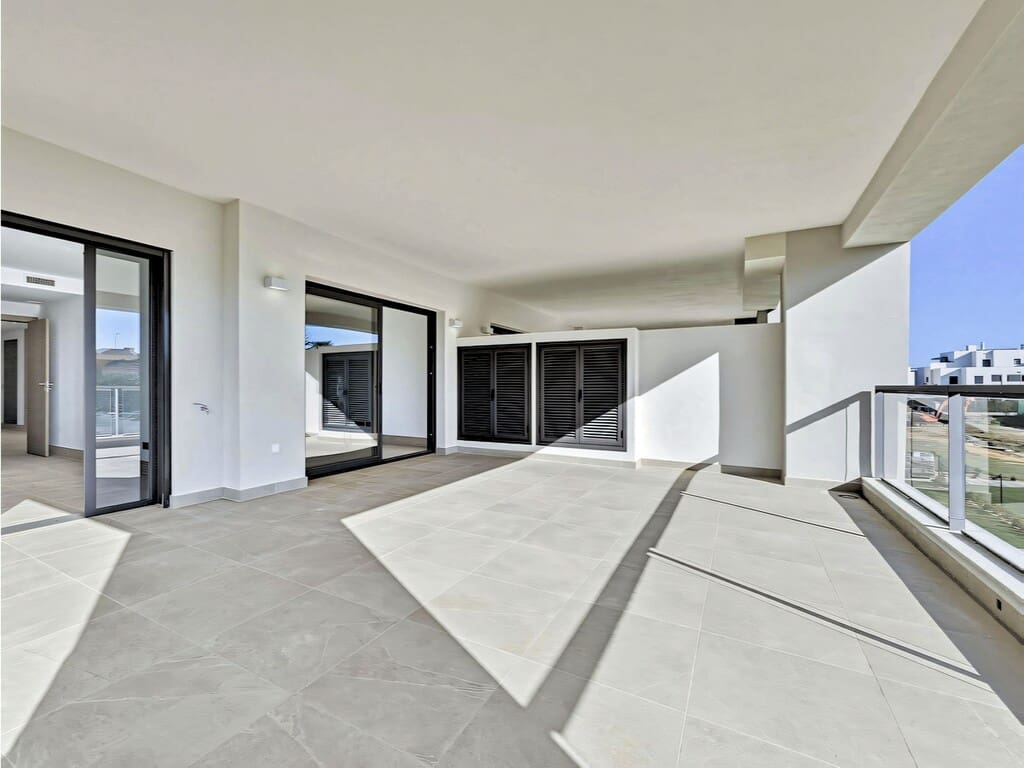 3 soveværelse Lejlighed til salg i Bahia de Casares med swimmingpool garage - € 450.000 (Ref: 9761749)