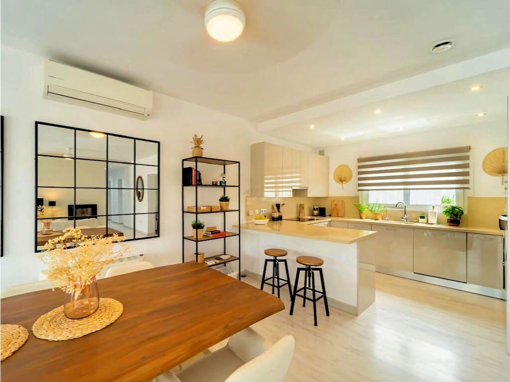 4 sovrum Villa till salu i Marbesa med pool garage - 3 100 000 € (Ref: 9763530)