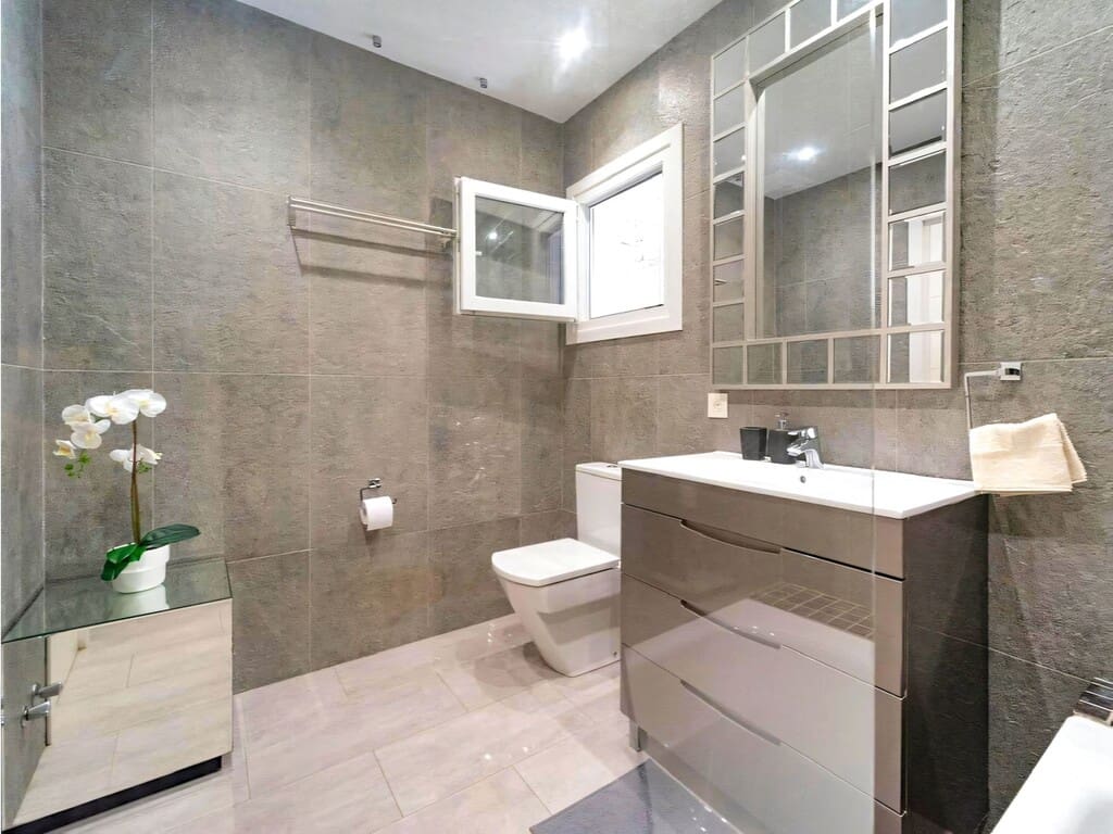 4 sovrum Villa till salu i Marbesa med pool garage - 3 100 000 € (Ref: 9763530)