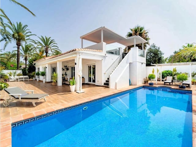 4 sypialnia Willa na sprzedaż w Marbesa, Marbella z basenem garażem - 3 100 000 € (Ref: 9763530)