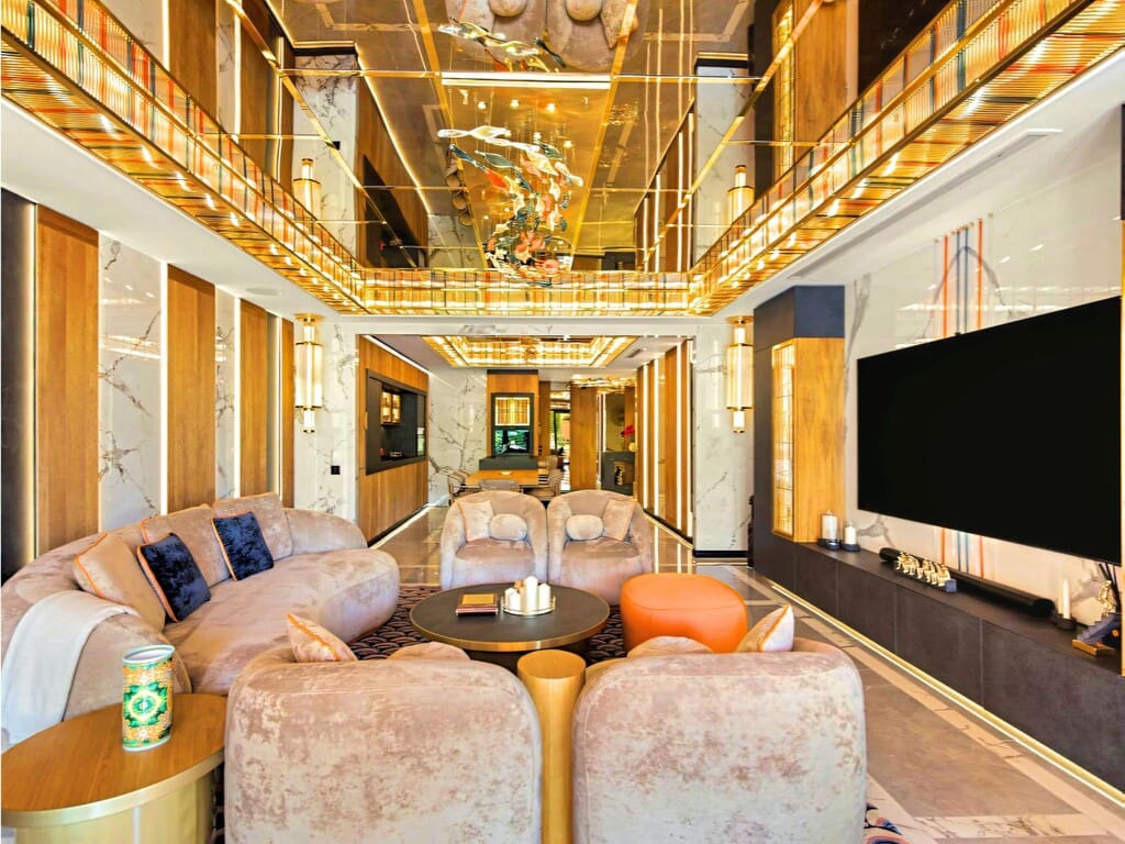 3 soverom Leilighet til salgs i Nueva Andalucia med svømmebasseng garasje - € 2 200 000 (Ref: 9770339)