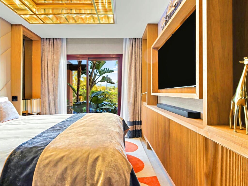 3 soverom Leilighet til salgs i Nueva Andalucia med svømmebasseng garasje - € 2 200 000 (Ref: 9770339)