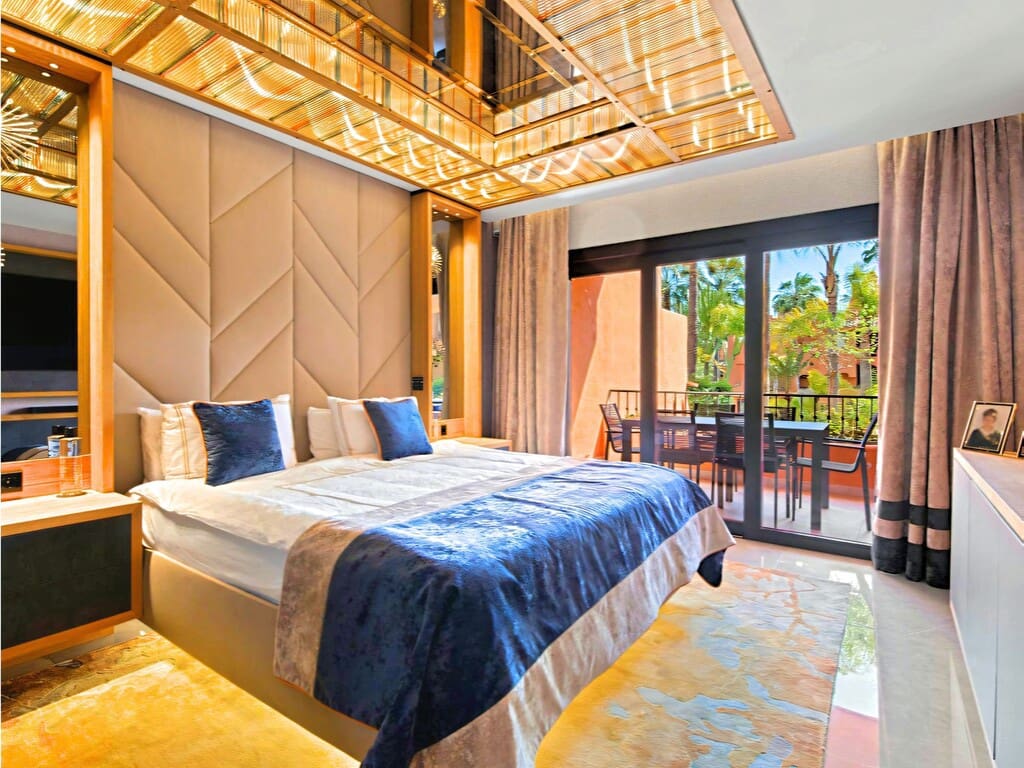 3 soverom Leilighet til salgs i Nueva Andalucia med svømmebasseng garasje - € 2 200 000 (Ref: 9770339)