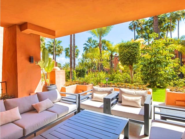 3 soverom Leilighet til salgs i Nueva Andalucia, Marbella med svømmebasseng garasje - € 2 200 000 (Ref: 9770339)