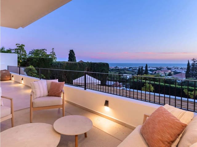 4 sypialnia Willa na sprzedaż w El Paraiso, Estepona z basenem garażem - 2 695 000 € (Ref: 9770340)